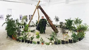 Un artist francez a tradus gândurile românilor în cod Morse, la Cluj: „Este absolut uimitor” | FOTO, VIDEO