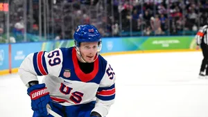 SUA câștigă aurul olimpic la hochei masculin, după o finală dramatică cu Canada