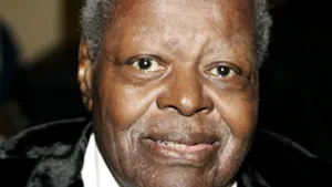 Muzicianul Oscar Peterson a încetat din viaţă