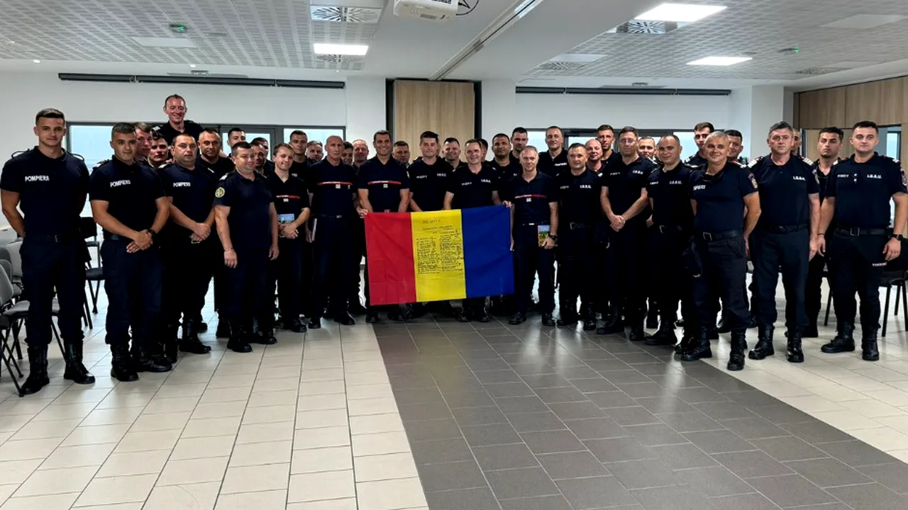 Pompierii români trimişi în Franţa se întorc acasă