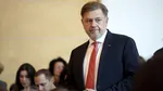 Rafila acuzat de Ghinea că blochează informații despre spitalele din PNRR