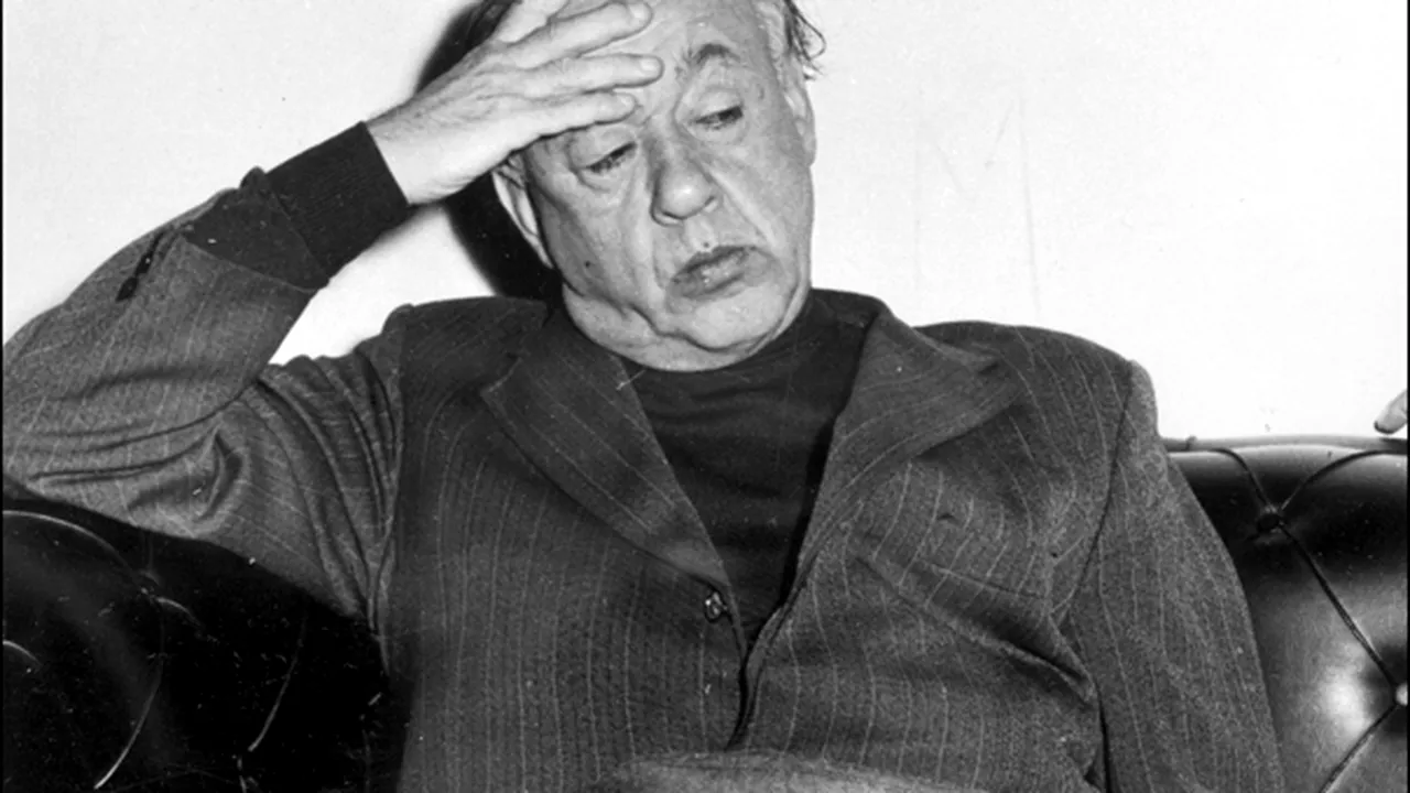 COMENTARIU Marius Oprea: ”Cîntăreaţa cheală” a lui Eugene Ionesco şi teatrul absurdului lumii în care trăim