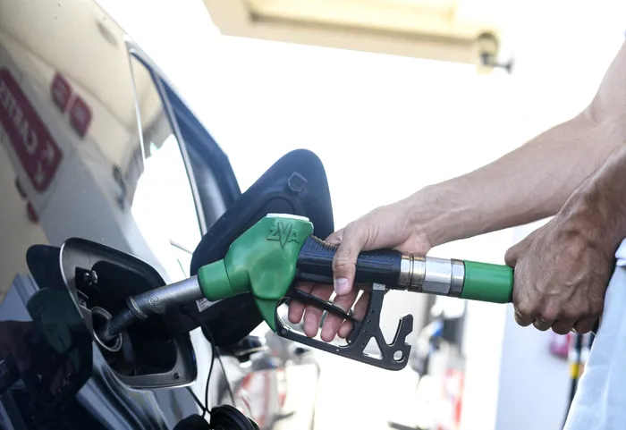 Cât ne vor costa carburanții la pompă de la 1 august?