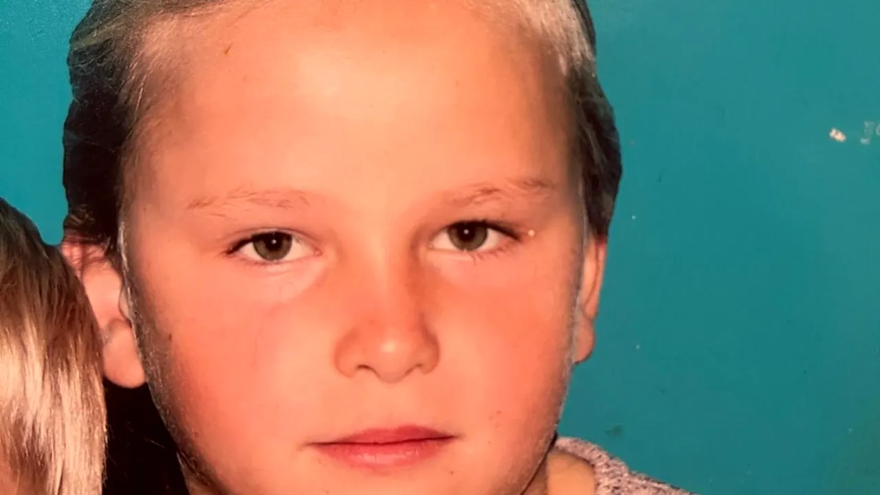 O fetiţă de 11 ani, căutată de poliţişti. A dispărut de mai bine de 24 de ore, în Bacău. UPDATE: Poliţiştii au gasit-o