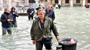 INUNDAŢII în Italia, în special în Veneţia: Cel puţin 11 persoane au murit în urma furtunilor | FOTO, VIDEO