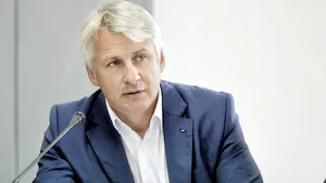 Teodorovici susţine că a absolvit un curs al Academiei SRI, fără a se prezenta la cursuri. ANI face anchetă / Manda: Trebuia să participăm la un anumit procent; nu cred că am fost la toate cursurile