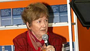 Trupul neînsufleţit al fostei realizatoare TV Anca Fusariu, depus la sediul TVR, duminică