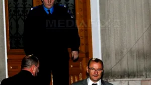 EXCLUSIV: Badea către Dan Fătuloiu: 500.000 euro cash, 300.000 euro business, 200.000 euro final