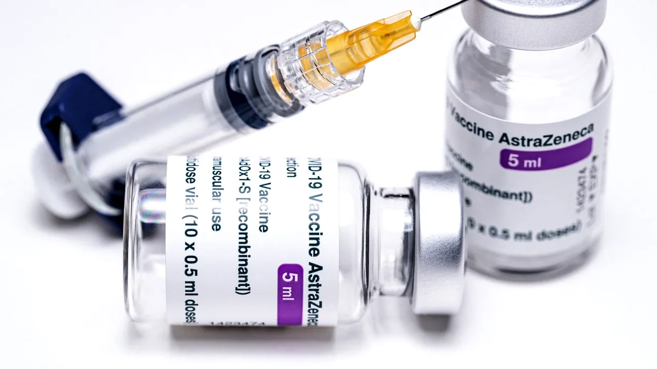 Un alt efect secundar al vaccinul AstraZeneca identificat de Agenţia Europeană a Medicamentului