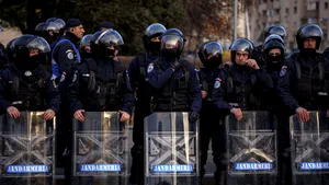 Jandarmeria avertizează că materialul online „Bucureștiul blindat de Jandarmi” este fake news