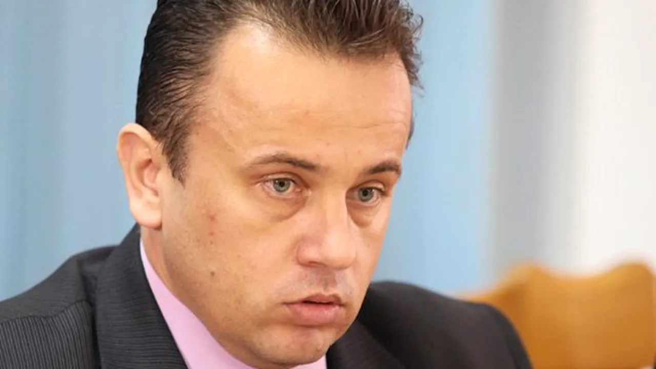 Pop: ANI să facă dovada că el ştia de două săptămâni că urma să fie declarat incompatibil
