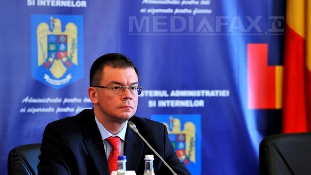 Ungureanu, despre protestul de la Iaşi: Nu mă deranjează un dialog critic, pe bază de politeţe