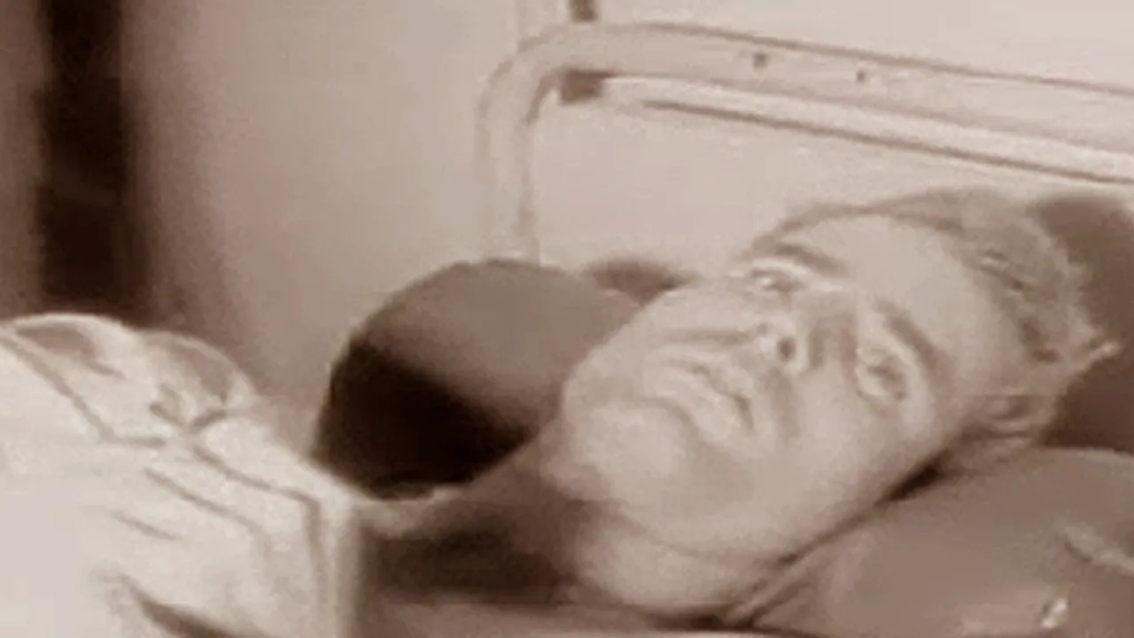 Înregistrare video cu McCain în perioada detenţiei din Vietnam (Video)
