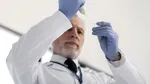 O proteină pulverizată în nas ar putea înlocui zeci de vaccinuri. Testele, promițătoare