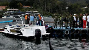 TRAGEDIE într-o staţiune turistică din Columbia: Şase morţi şi 16 persoane date dispărute, după ce o ambarcaţiune de agrement s-a scufundat