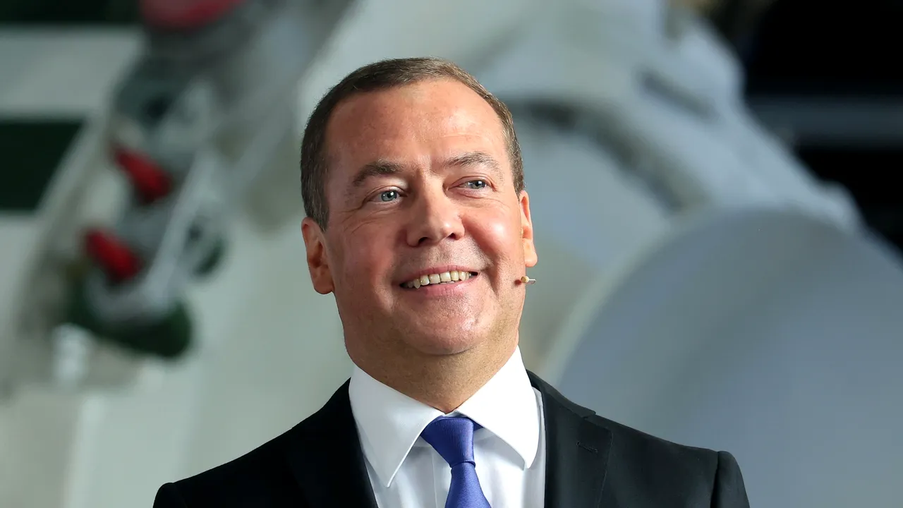 Medvedev ameninţă: „Ar putea fi ultima zi pentru Europa dacă Danemarca şi Olanda furnizează avioane F-16 Ucrainei