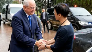 Comisara CE pentru Extindere, în Republica Moldova: Sunteți un model de reziliență în protejarea democrației