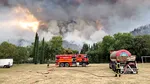 Pompierii români din Franța, mobilizați în apropierea bazei de operații din localitatea Correns