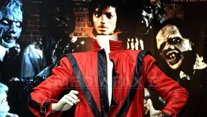 Jacheta purtată de Michael Jackson în videoclipul 