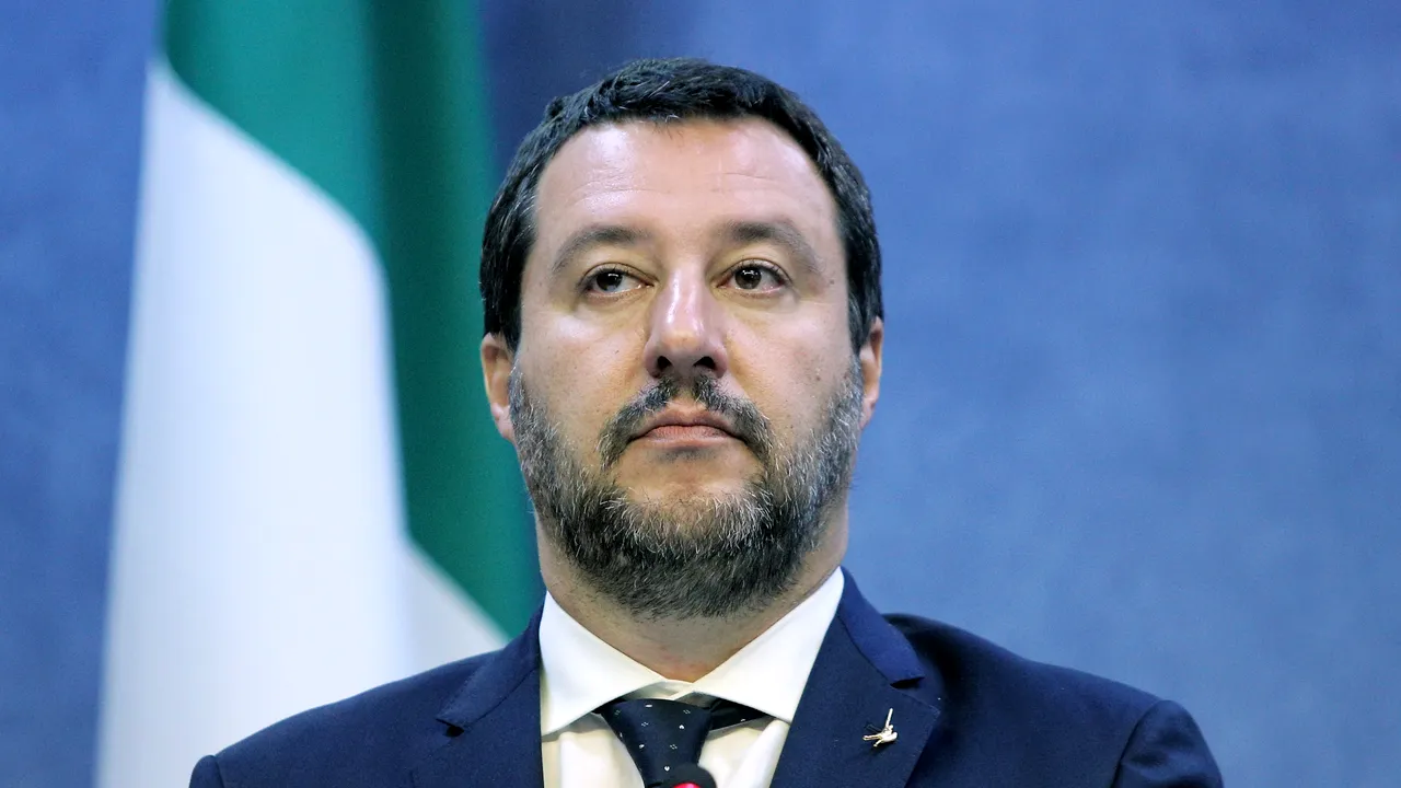 Matteo Salvini riscă până la şase ani de închisoare pentru că a împiedicat 100 de migranţi să debarce în Italia