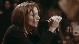 ASCULTĂ SMART RADIO | Trupa Portishead preferă să marcheze  cu discreţie 25 de ani de la debutul discografic