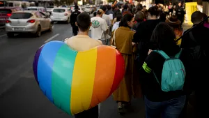 Raport: Polonia, România şi Bulgaria, la coada clasamentului în ceea ce priveşte drepturile LGBTQ+ din UE
