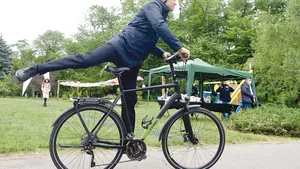 COMENTARIU Lelia Munteanu. Preşedintele n-are de gând să-şi sacrifice weekendul pentru România eşuată