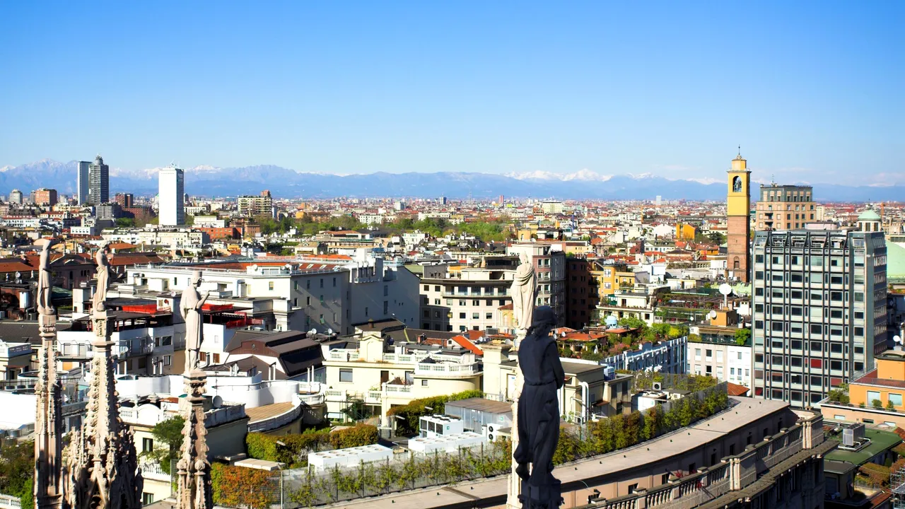 Zeci de persoane, spitalizate în urma unui incident produs la un hotel din centrul oraşului Milano