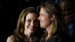 Brad Pitt a primit învoire de la Angelina Jolie pentru o săptămână de petreceri bahice în Europa