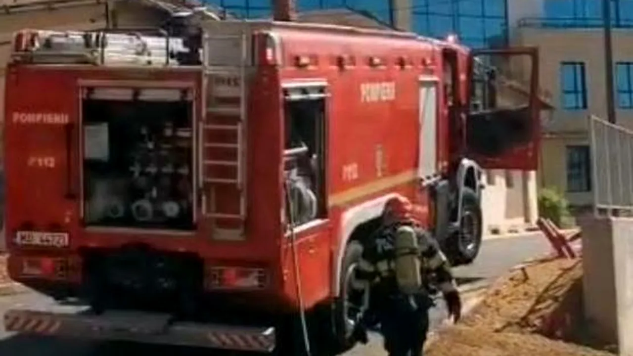 Incendiu la un spital din Cluj: pacienții secției de Psihiatrie, evacuați împreună cu personalul medical