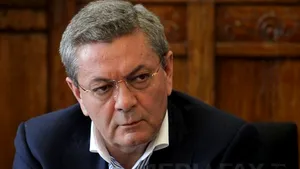 Rus, scrisoare deschisă la final de mandat: Dragi români, îmi cer iertare pentru cuvintele folosite