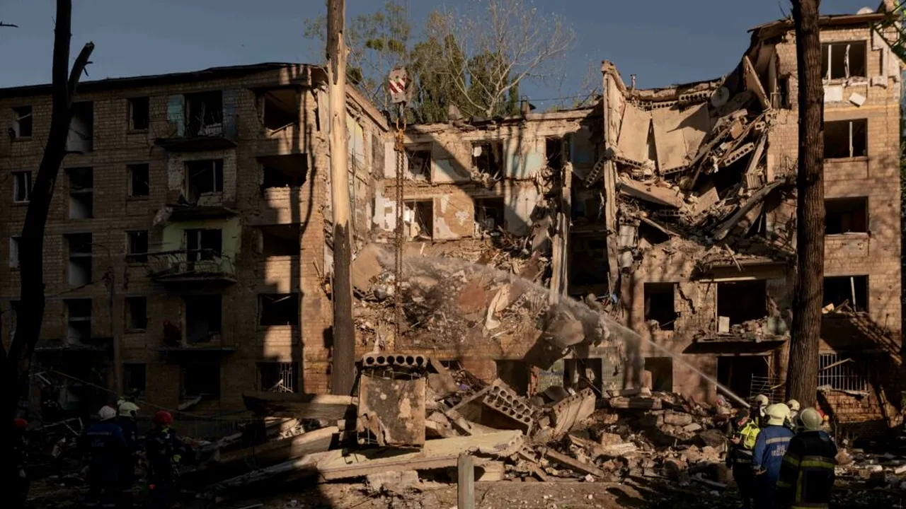 Războiul din Ucraina, ziua 1233. Atac masiv în Kiev pentru a doua noapte consecutivă / Zelenski obține la Roma promisiuni de 10 miliarde de euro pentru reconstrucția Ucrainei
