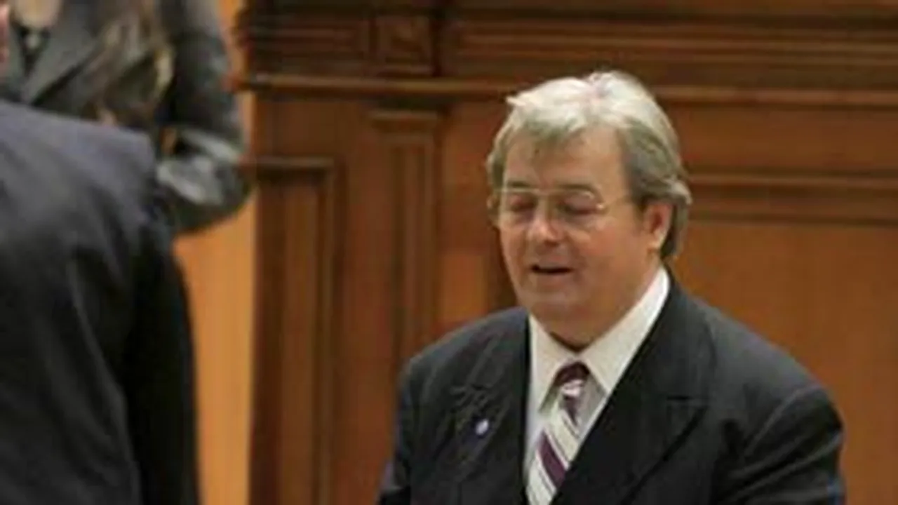 C.V.Tudor: Tăriceanu mi-a mulţumit pentru că am fost corect la votul moţiunii