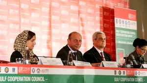 Românii către şeici: “Noi venim cu verdele, voi veniţi cu verzişorii”. Ce proiecte vrem să le vindem arabilor