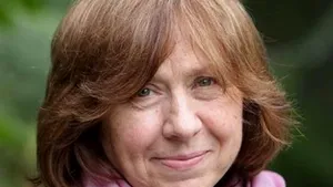 NOBEL 2013: Belarusa Svetlana Aleksievici, favorită la câştigarea premiului pentru literatură. Cu ce şanse sunt creditaţi alţi scriitori