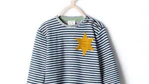 Zara a retras de la vânzare un tricou cu o stea galbenă, similară celei impuse evreilor de nazişti. Reacţia companiei