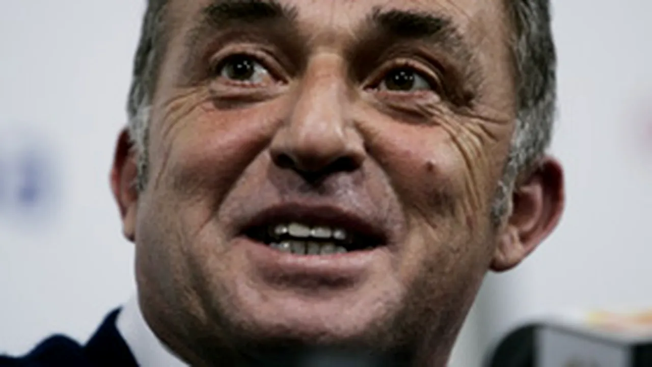 Federaţia turcă a prelungit contractul selecţionerului Fatih Terim