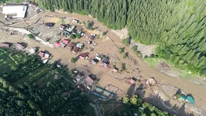 Primele cifre în urma inundațiilor din Suceava: Viiturile au produs pagube estimate la 80 de milioane de euro