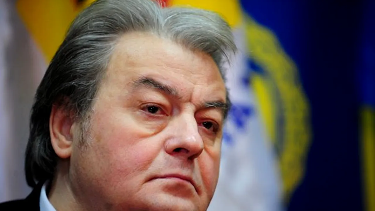 Corneliu Vadim Tudor l-a reclamat pe Boc la Parchet pentru 