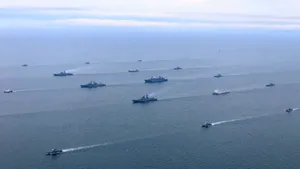China și Rusia au început exercițiile militare comune în Marea Japoniei. Urmează patrule navale în „apele relevante ale Pacificului”