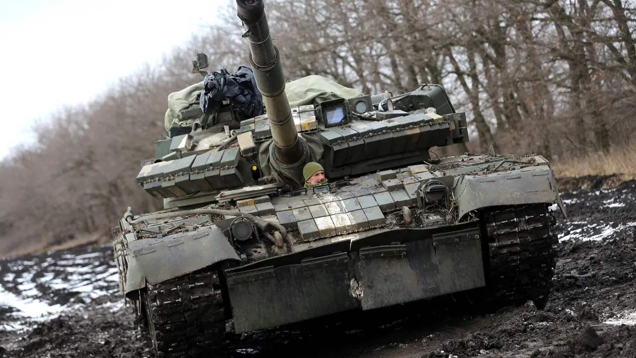 Războiul din Ucraina, ziua 359. Zelenski cere Occidentului mai multe arme / Bombardamentele ruseşti devastează localităţile ucrainene / Rusia speră să cucerească Bahmut până în aprilie / Wagner reclamă victoria într-un sat / Belarus, dispusă să construiască avioane de atac pentru Rusia