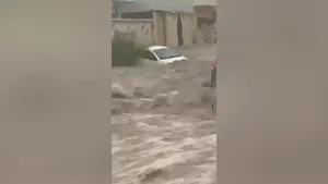 Inundaţii devastatoare în Arabia Saudită, după ploi-record