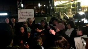 Aproximativ 20 de rabini, arestaţi în timpul unui protest faţă de decretul antiimigraţie al lui Trump