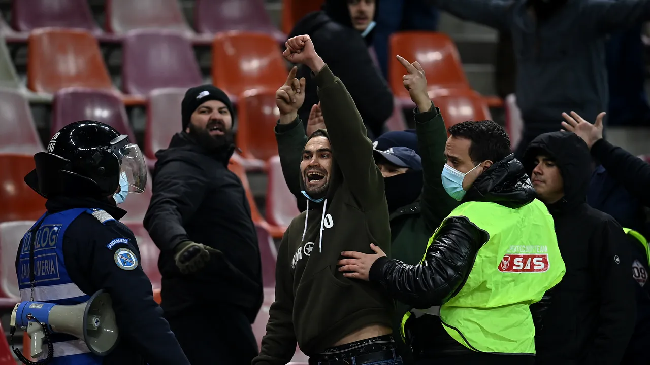 Jandarmeria aplică sancţiuni. Cine a fost vizat după finalizarea meciului FCSB – Rapid Bucureşti