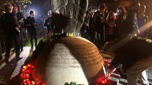 MARŞUL CHITARELOR | Mii de persoane, la comemorarea victimelor din Colectiv: Nu am uitat, vrem dreptate - FOTO, VIDEO