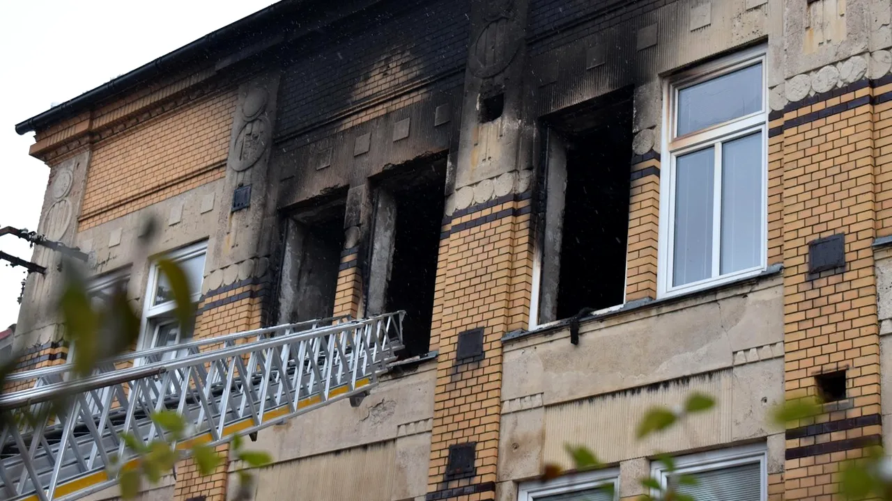 Incendiu puternic la un centru pentru persoane cu dizabilităţi mintale, în Cehia: Opt morţi şi zeci de răniţi - VIDEO