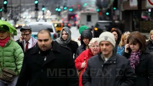 Numărul locuitorilor de pe Glob a ajuns la 7 miliarde. Cât de mult înseamnă de fapt? Moduri inedite de a aprecia valoarea - VIDEO