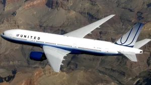 Aterizare neprogramată a unui avion United Airlines