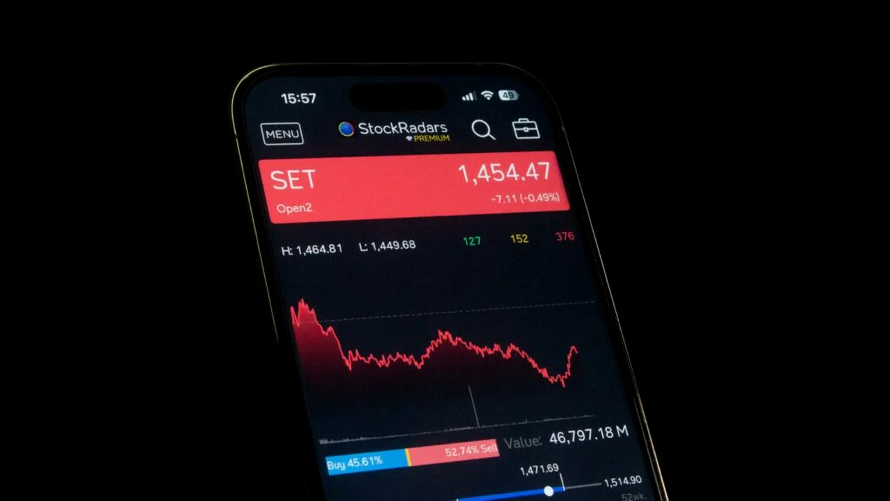 Piața software, lovită de Inteligența Artificială: Pierderi de 400 de miliarde de dolari într-o singură săptămână. Ce urmează?