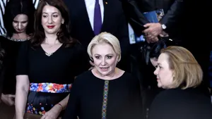 Răspunsul neaşteptat dat de Dăncilă când a fost întrebată despre o posibilă candidatură a lui Carmen Dan la şefia organizaţiei femeilor